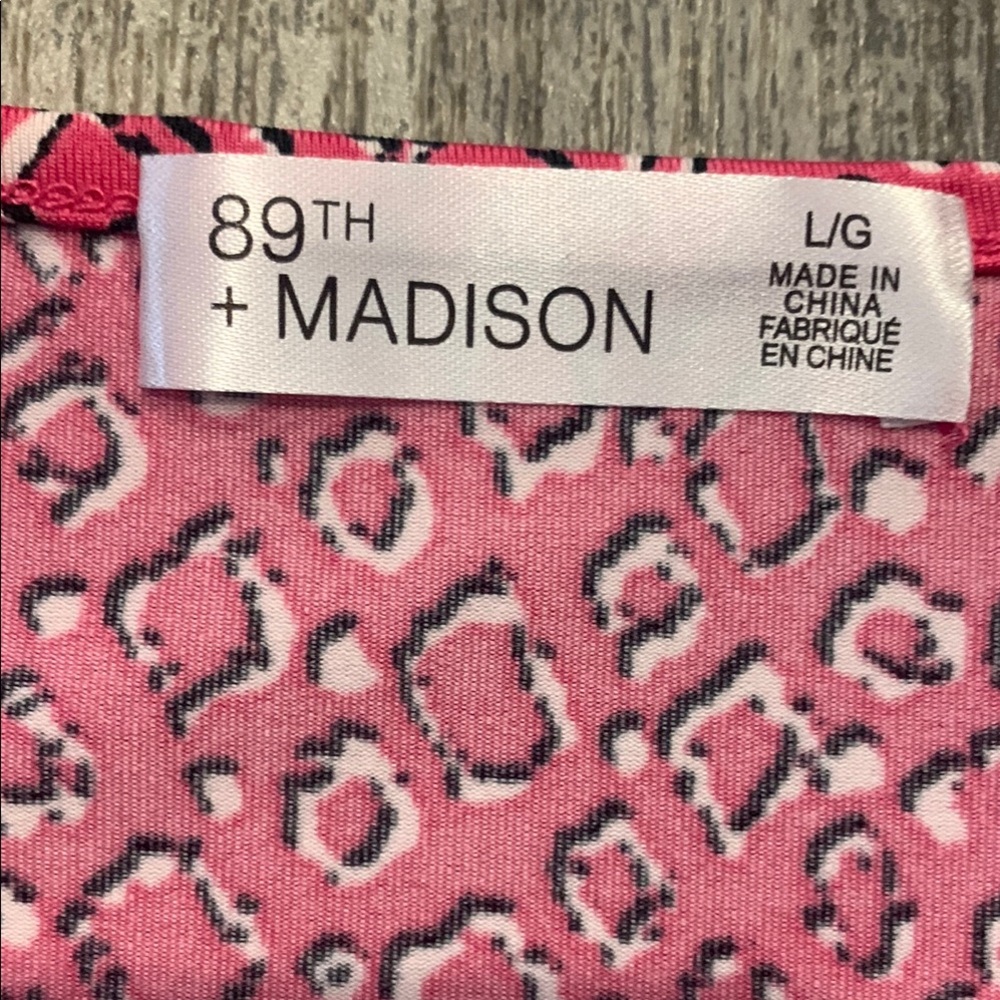 89th & Madison NWT Multiple Sizes Pink Patterned Women's Top - Picture 10 of 13
